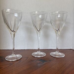 Set Of 3 Crystal Wine Glasses Modern Lines